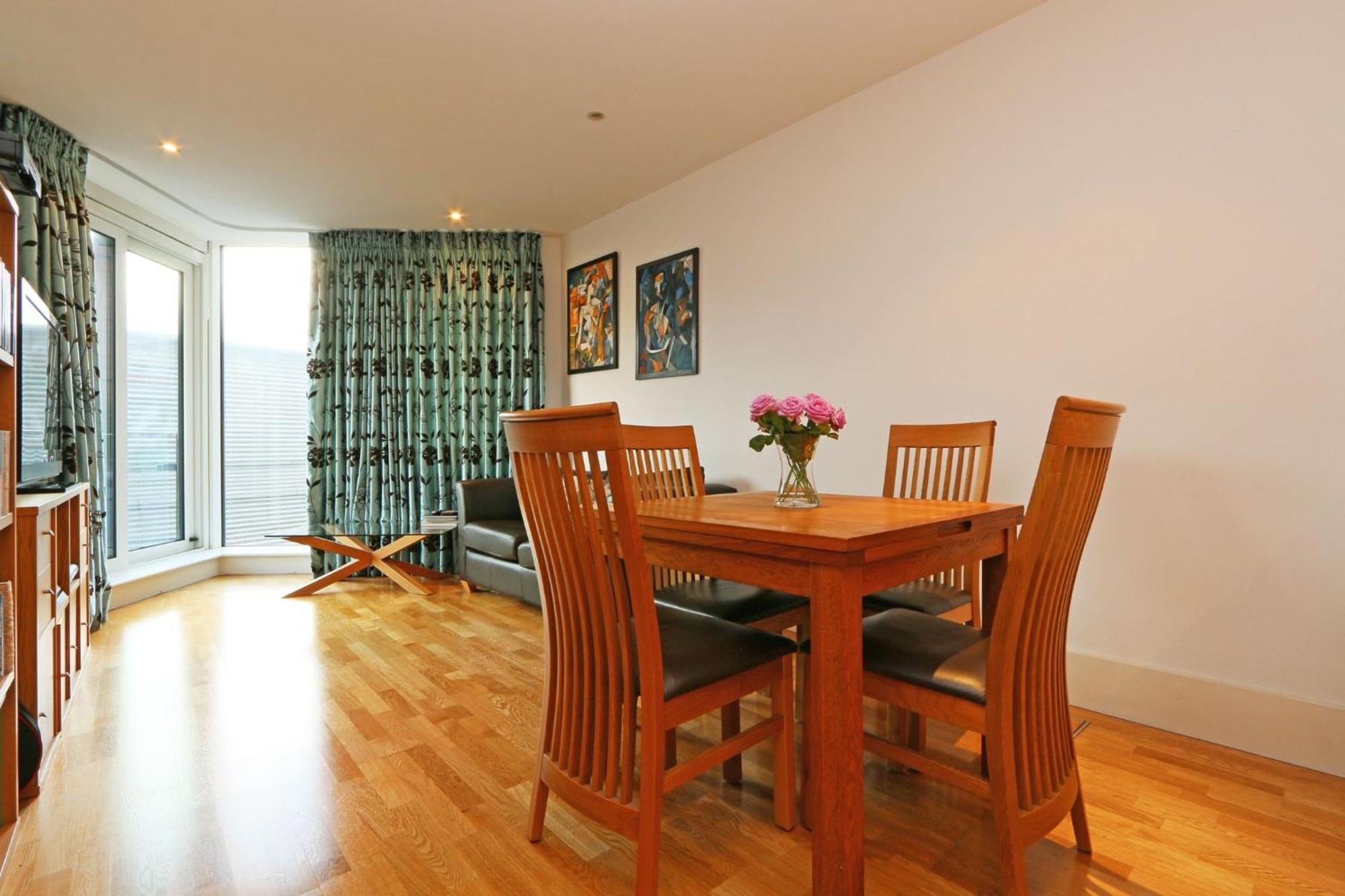 Riverside 1 Bed Apartment London Exterior photo