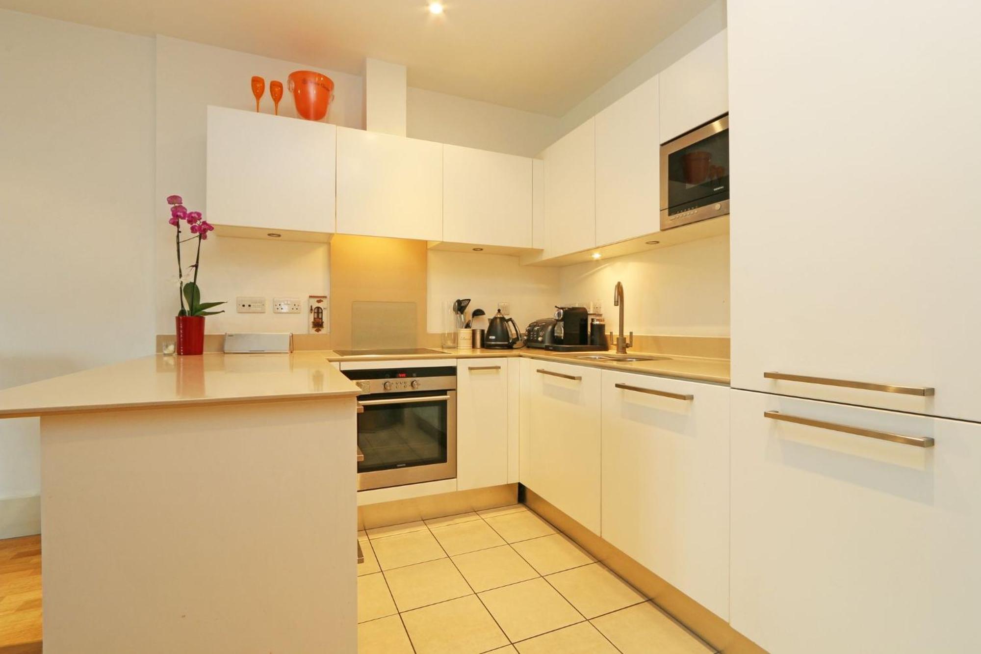 Riverside 1 Bed Apartment London Exterior photo